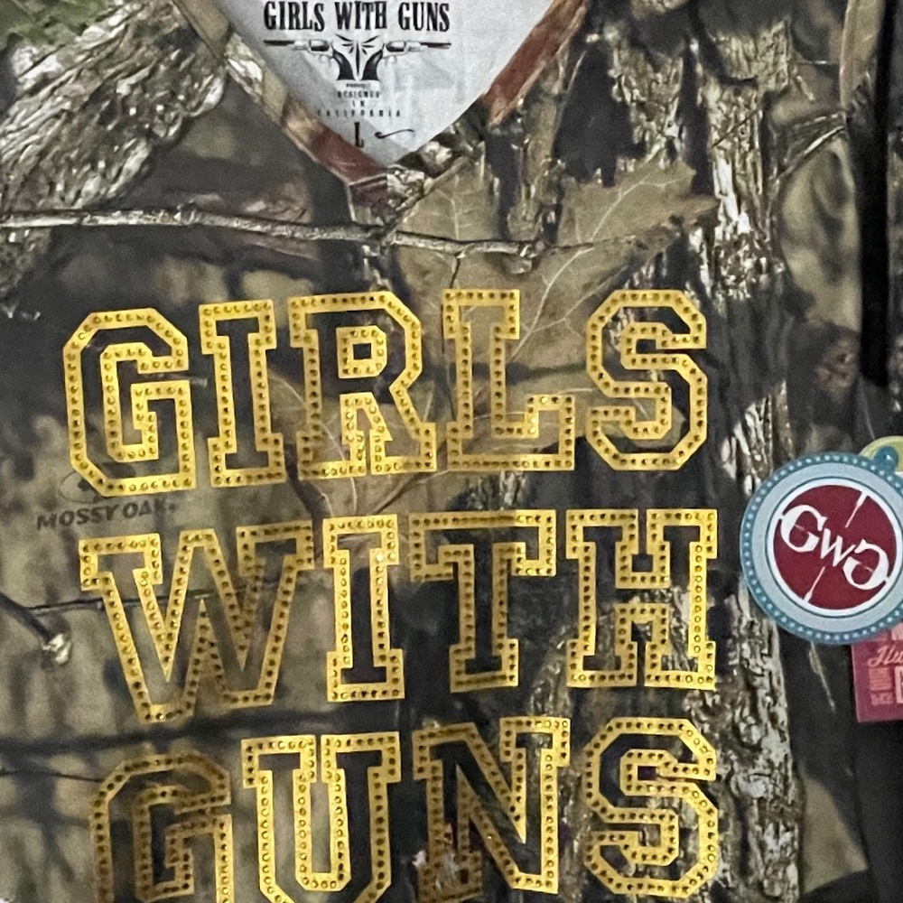 Girls With Guns